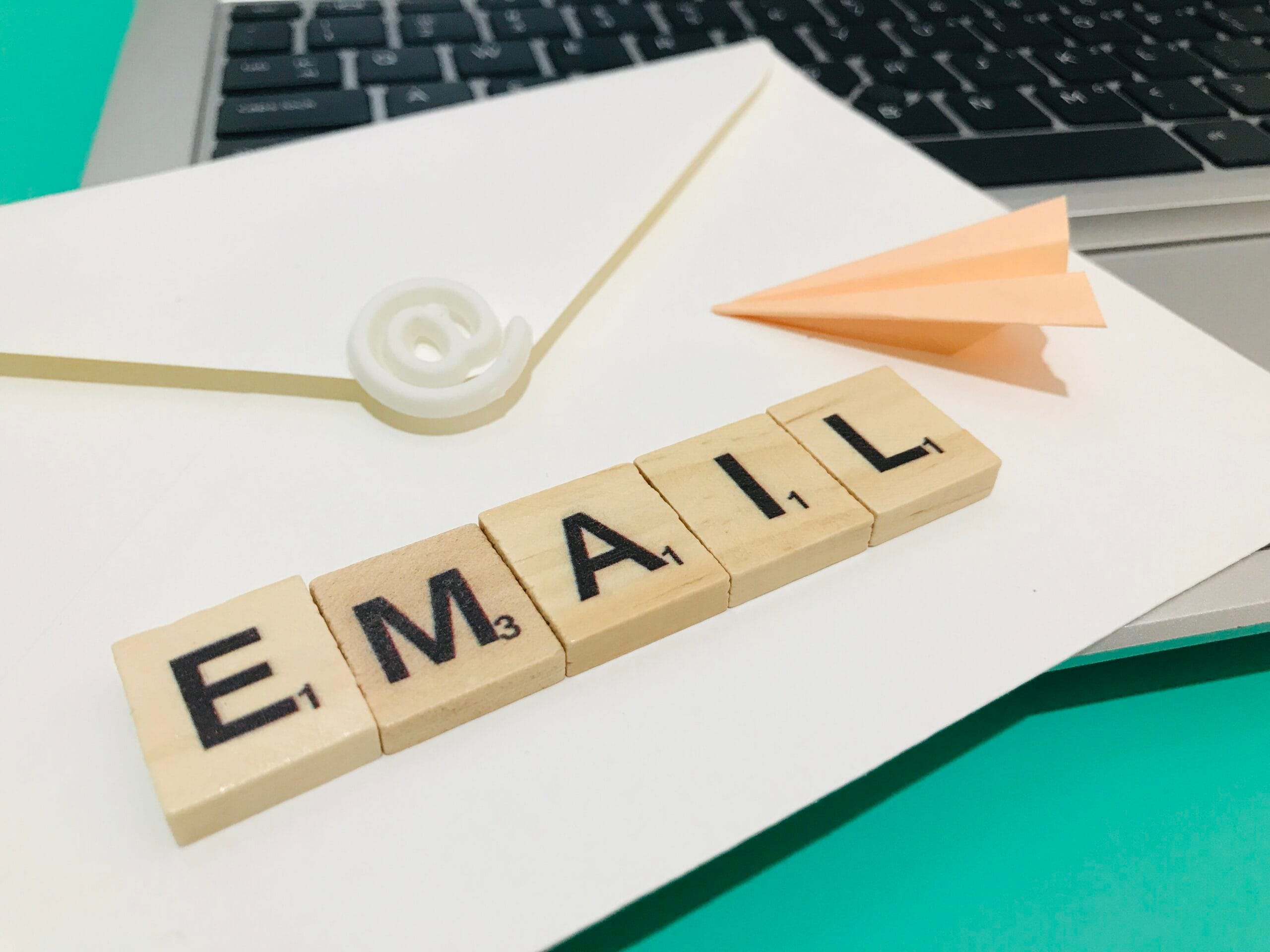 Routage email avancé : moteur discret du ROI digital en 2025