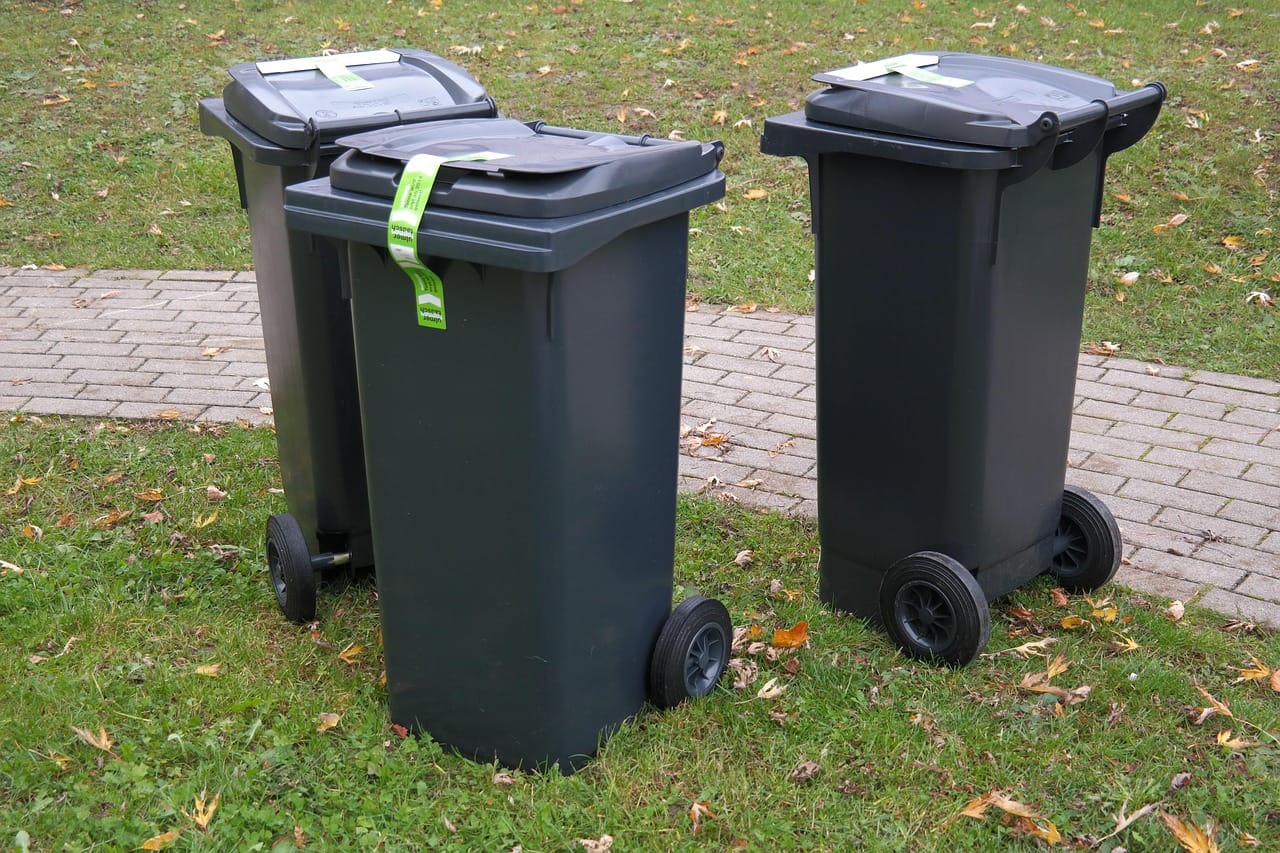 🗑️ Pourquoi choisir une poubelle 50L pour sa maison ?